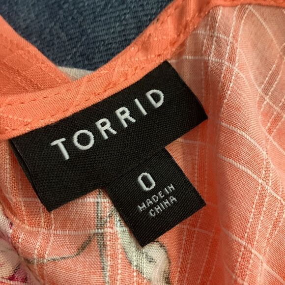 Torrid peachy orange double layer sleeveless floral top with adjustable straps - Picture 8 of 9